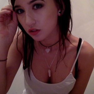 Yasmine - rencontre-Teen-Talence