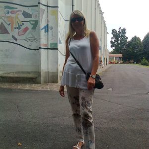 Envie de chaleur et de complicité Véronique - rencontre-Cougar-Saint-Étienne
