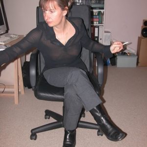 Quand le piano me manque plus que les boulettes Isaline - rencontre-MILF-Saint-Étienne
